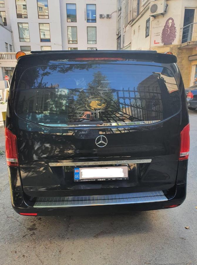 Hotel Caucasus Tbiliszi Kültér fotó