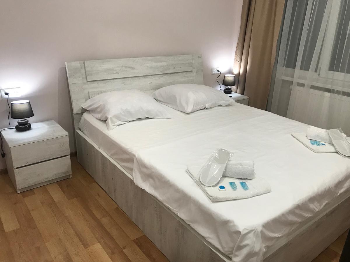 Hotel Caucasus Tbiliszi Kültér fotó